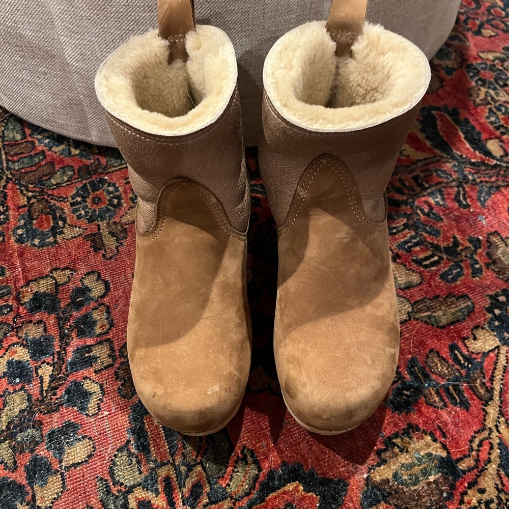 No. 6 Tan and Cream Suede Mules